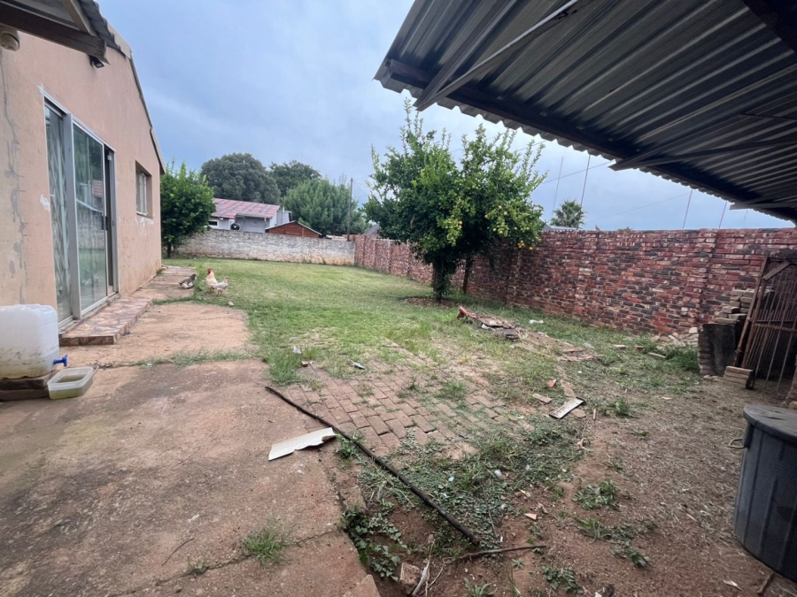 3 Bedroom Property for Sale in Roosheuwel North West